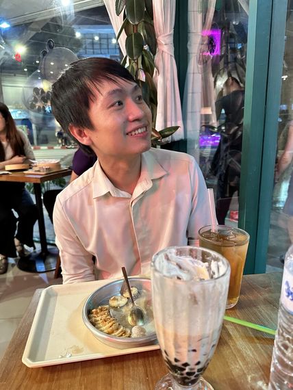 chat chat, single  from Bangkok