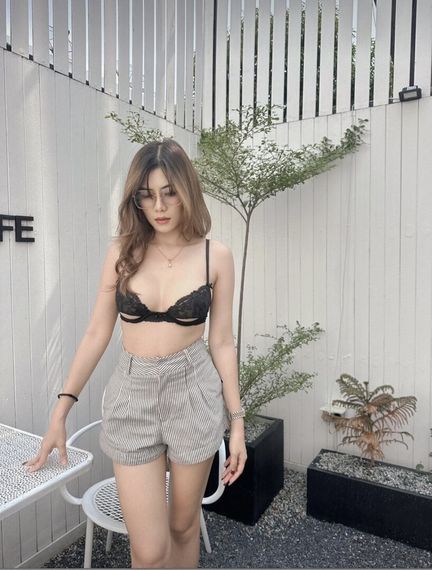 แชท นัดเดท  ที่อยู่ กรุงเทพมหานคร