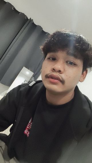 chat find love, chat  from Bangkok