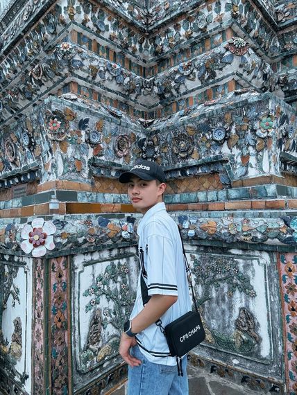 chat looking for friends  from Bangkok