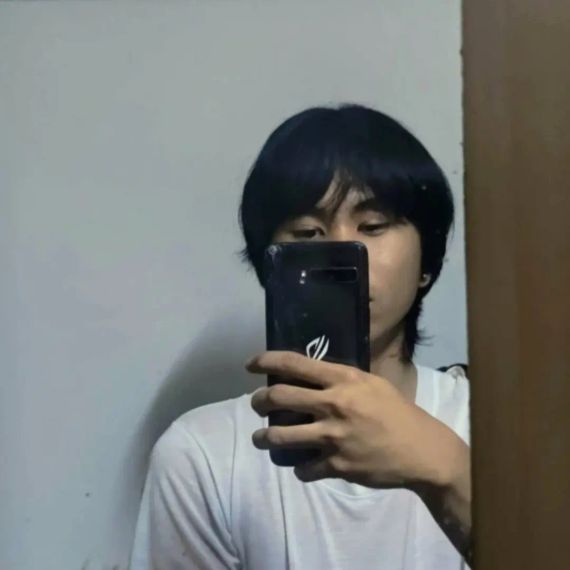 chat looking for friends  from Uttaradit