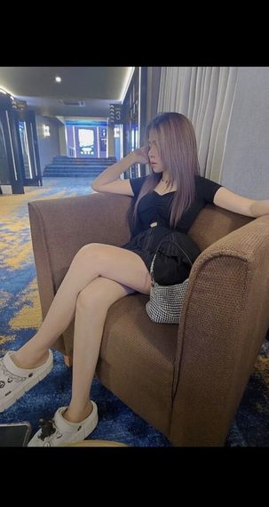 แชท นัดเดท  ที่อยู่ กรุงเทพมหานคร