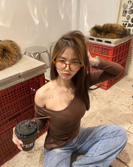 chat find love, chat  from Bangkok