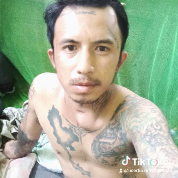 แชท หาเพื่อนคุย, โสด  ที่อยู่  ลำปาง