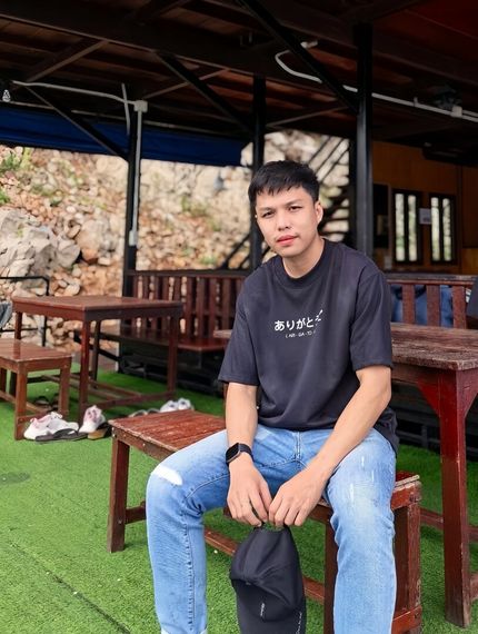 chat find love, chat  from Bangkok