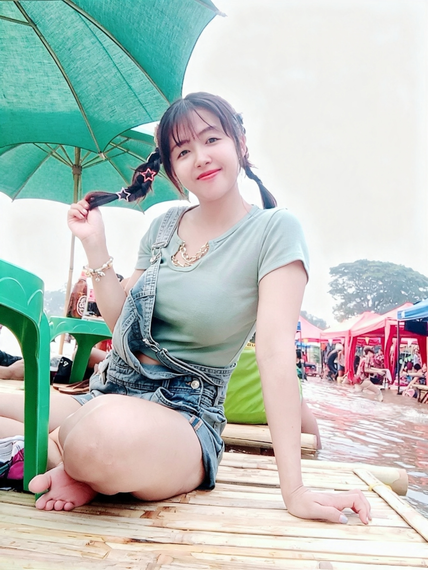 chat looking for friends