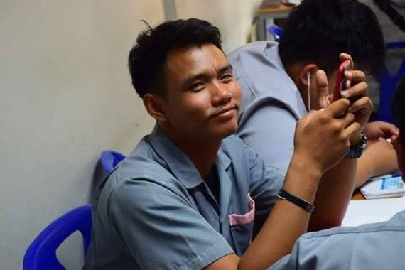 chat find love, chat  from Bangkok