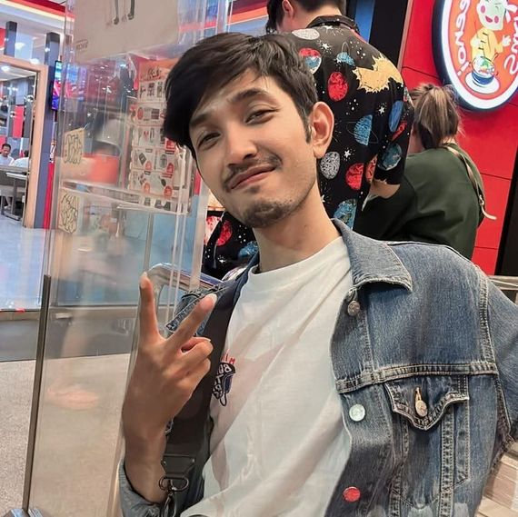 chat date  from Bangkok