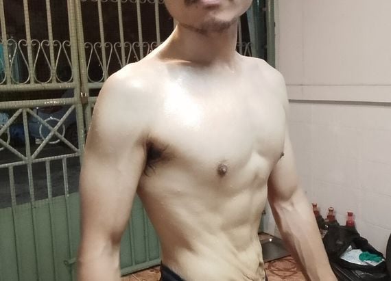 แชท หากิ๊ก, นัดเดท