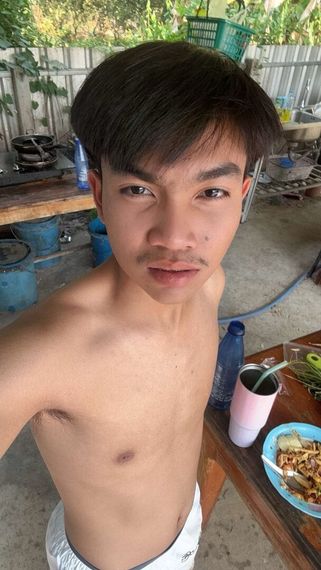 แชท หาเพื่อนคุย, โสด 
