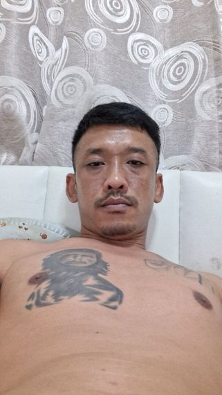 chat looking for friends from Bangkok