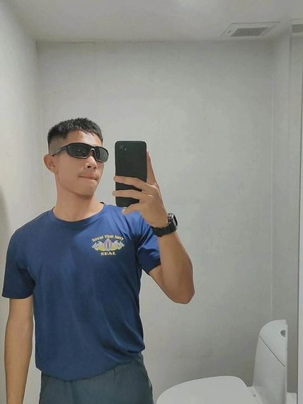 chat find love, chat  from Bangkok