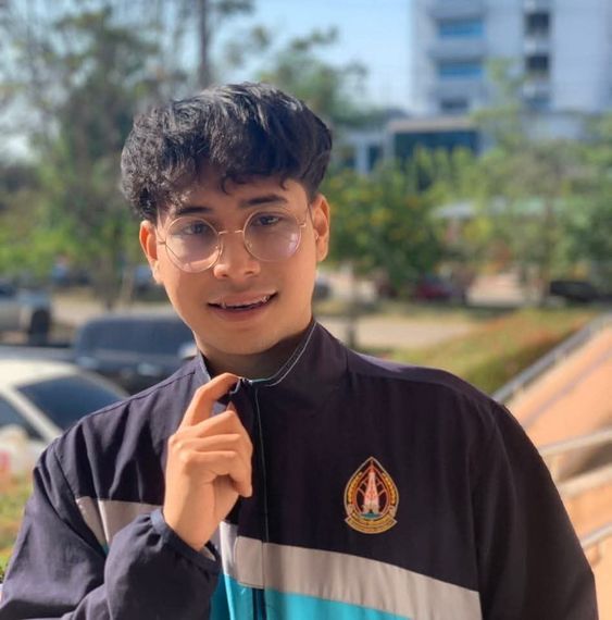 chat looking for friends  from Nakhon Phanom