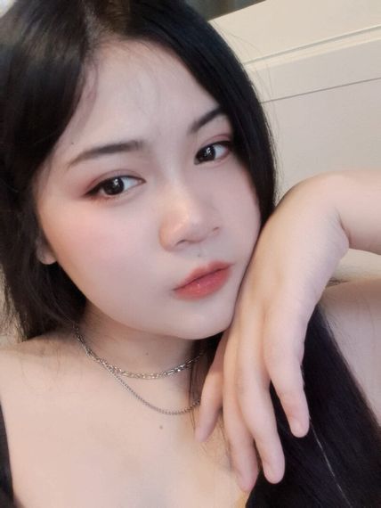 แชท นัดเดท  ที่อยู่ กรุงเทพมหานคร