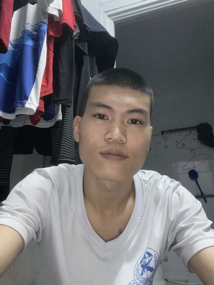 แชท หาเพื่อนคุย, โสด