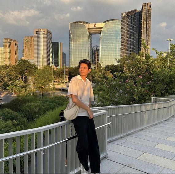 chat single  from Bangkok