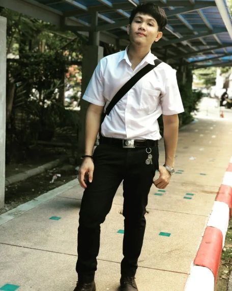 แชท หาเพื่อนคุย ที่อยู่ กรุงเทพมหานคร