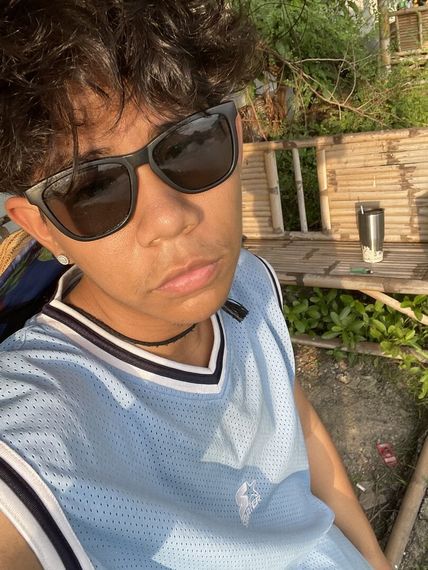 chat looking for friends