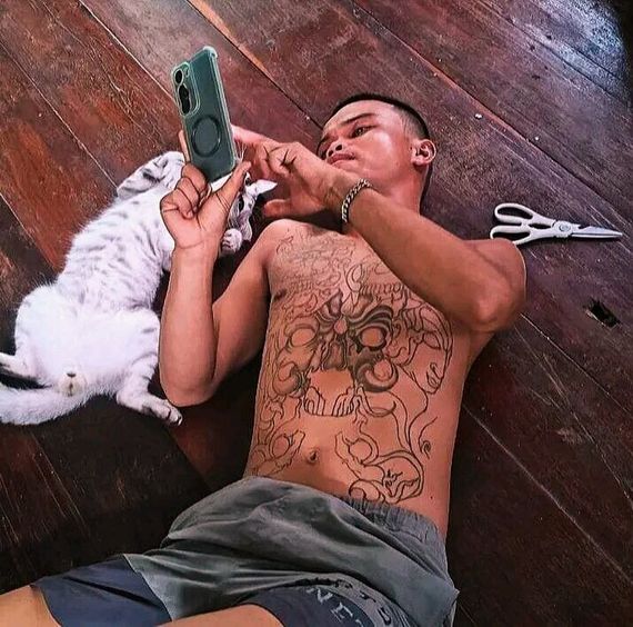 chat find love, camera chat