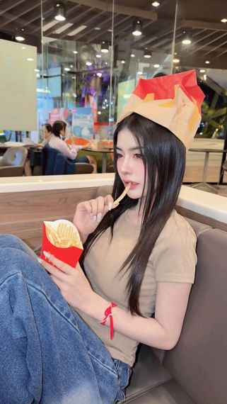 chat find love, chat 