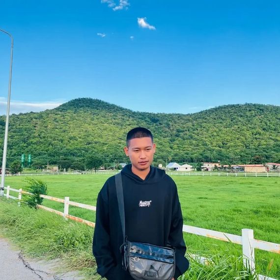 chat looking for friends