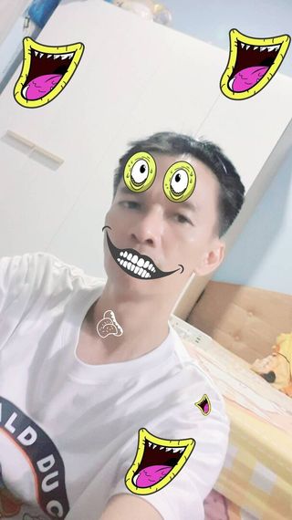 chat looking for friends  from Bangkok