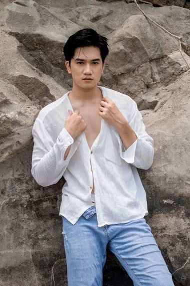 แชท หากิ๊ก, แชทเปิดกล้อง  ที่อยู่  อุบลราชธานี