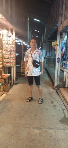 แชท หาเพื่อนคุย 