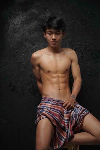 chat find love, single  from Bangkok