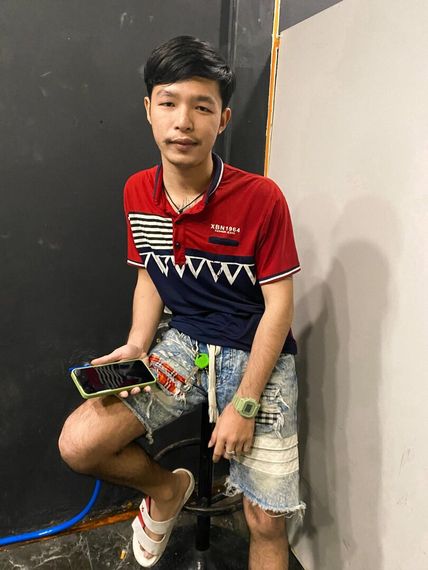 chat looking for friends