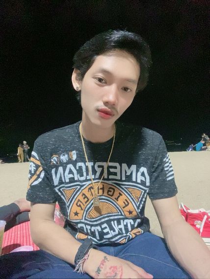 chat looking for friends