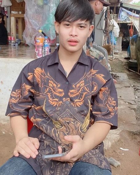 แชท หากิ๊ก, นัดเดท