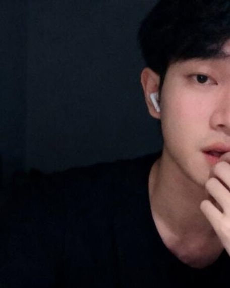 chat looking for friends  from Bangkok