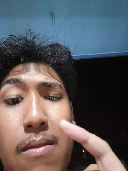 แชท หากิ๊ก, แชทเปิดกล้อง ที่อยู่ อ่างทอง