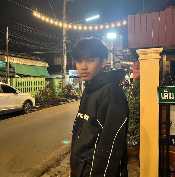 แชท หาเพื่อนคุย