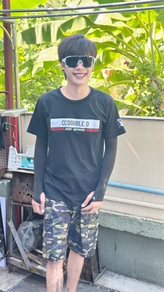 แชท หากิ๊ก, นัดเดท