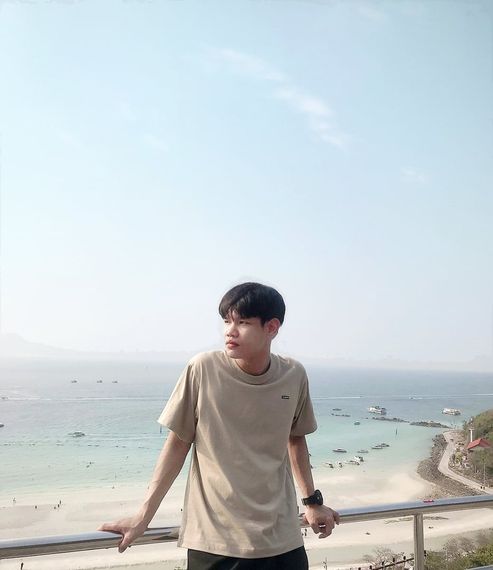 chat looking for friends  from Bangkok