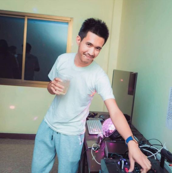 chat find love, chat from Chon Buri