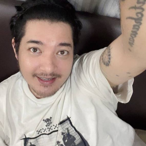 แชท หาเพื่อนคุย, โสด 