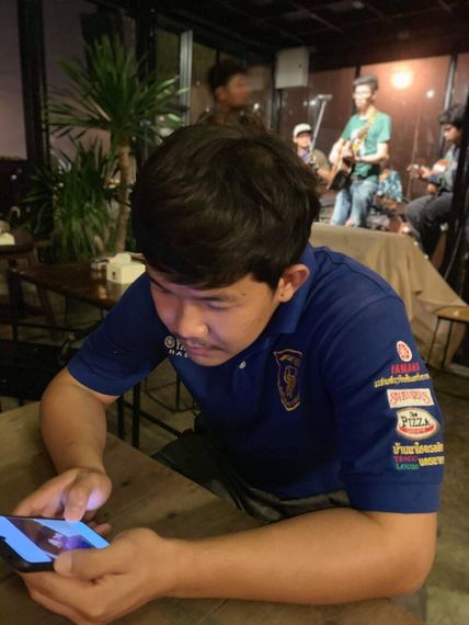 chat looking for friends