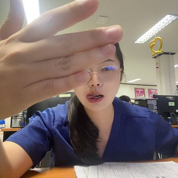 แชท หาเพื่อนคุย, โสด 