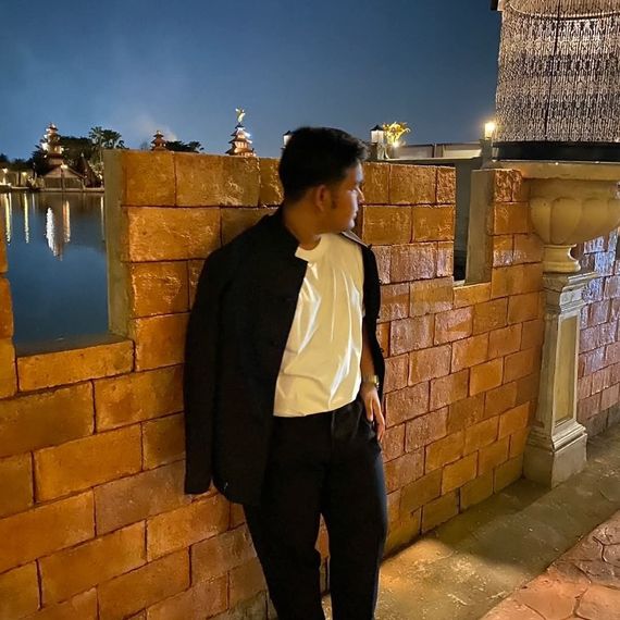 chat looking for friends  from Samut Prakarn