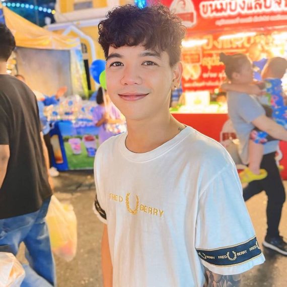 แชท หากิ๊ก 