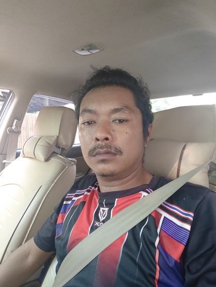 chat looking for friends 