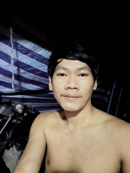 แชท หาเพื่อนคุย, โสด 